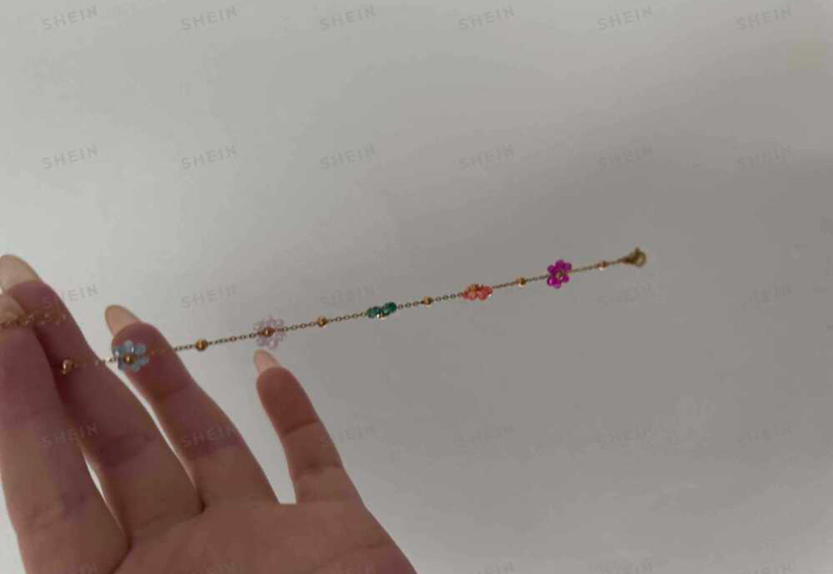 Fashionable & Cute Girls' New Titanium Steel Flower Beaded Bracelet.