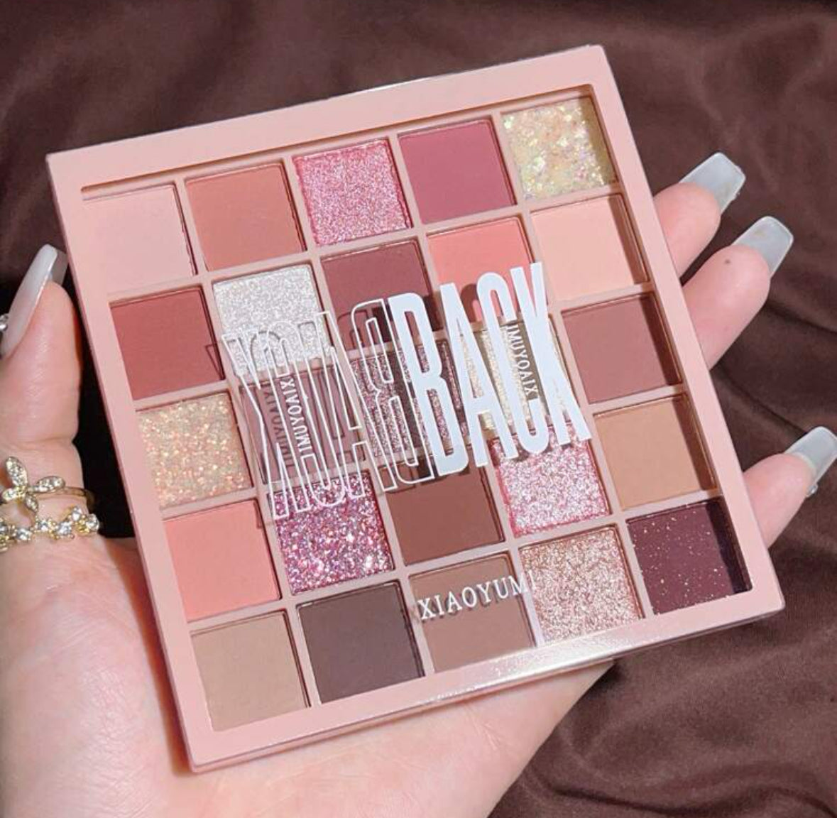 25-color Eyeshadow Palette, Including Matte, Shimmer & Glitter, With High Colors.