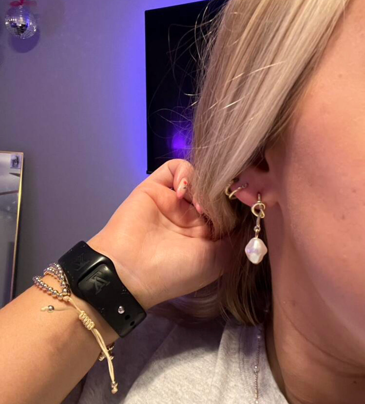 Beautiful pearl drop earrings