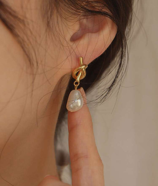 Beautiful pearl drop earrings
