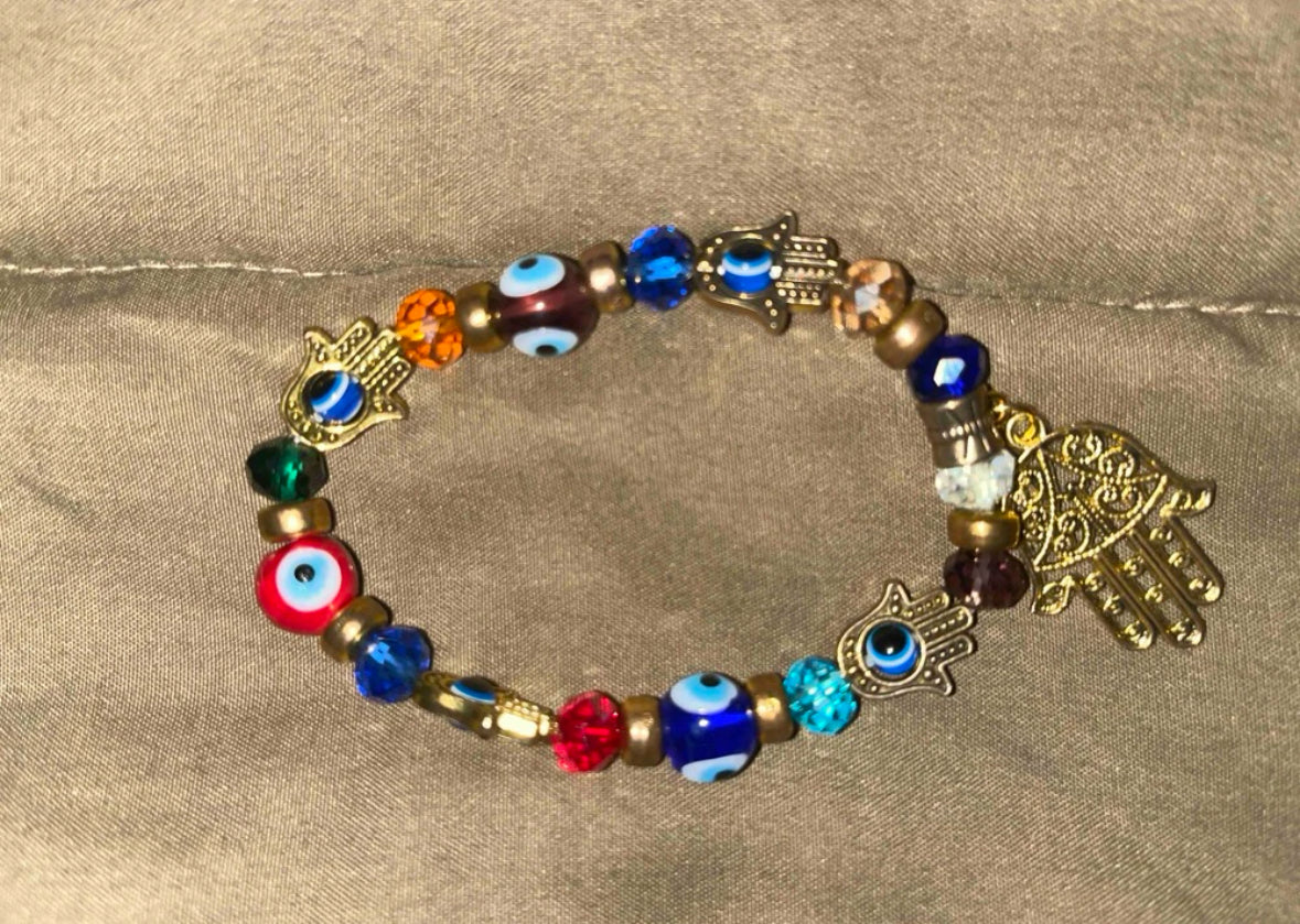 Beautiful 😻 Evil eye bracelet