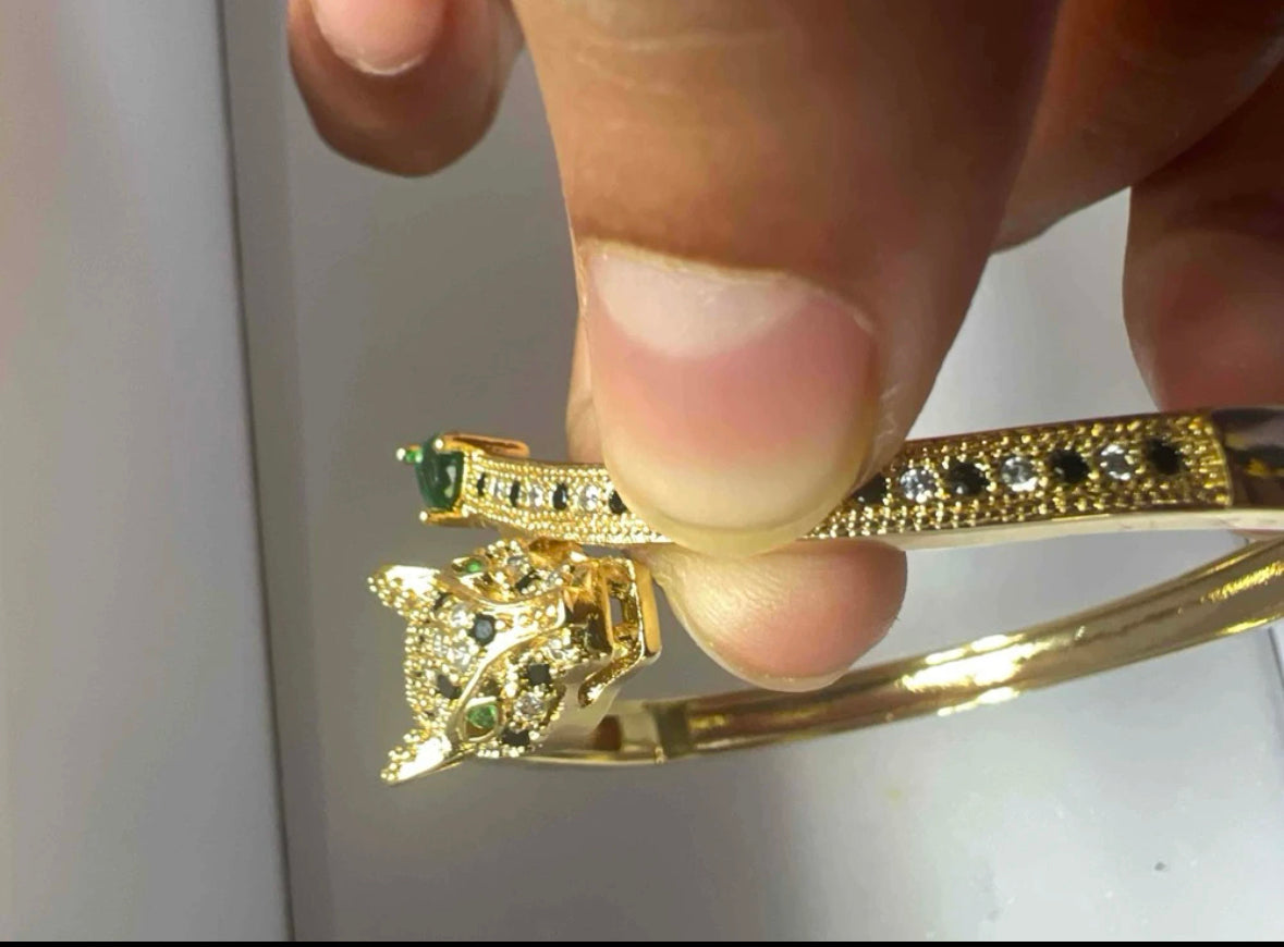 Gorgeous leopard Animal Bangle for Women Accessories.