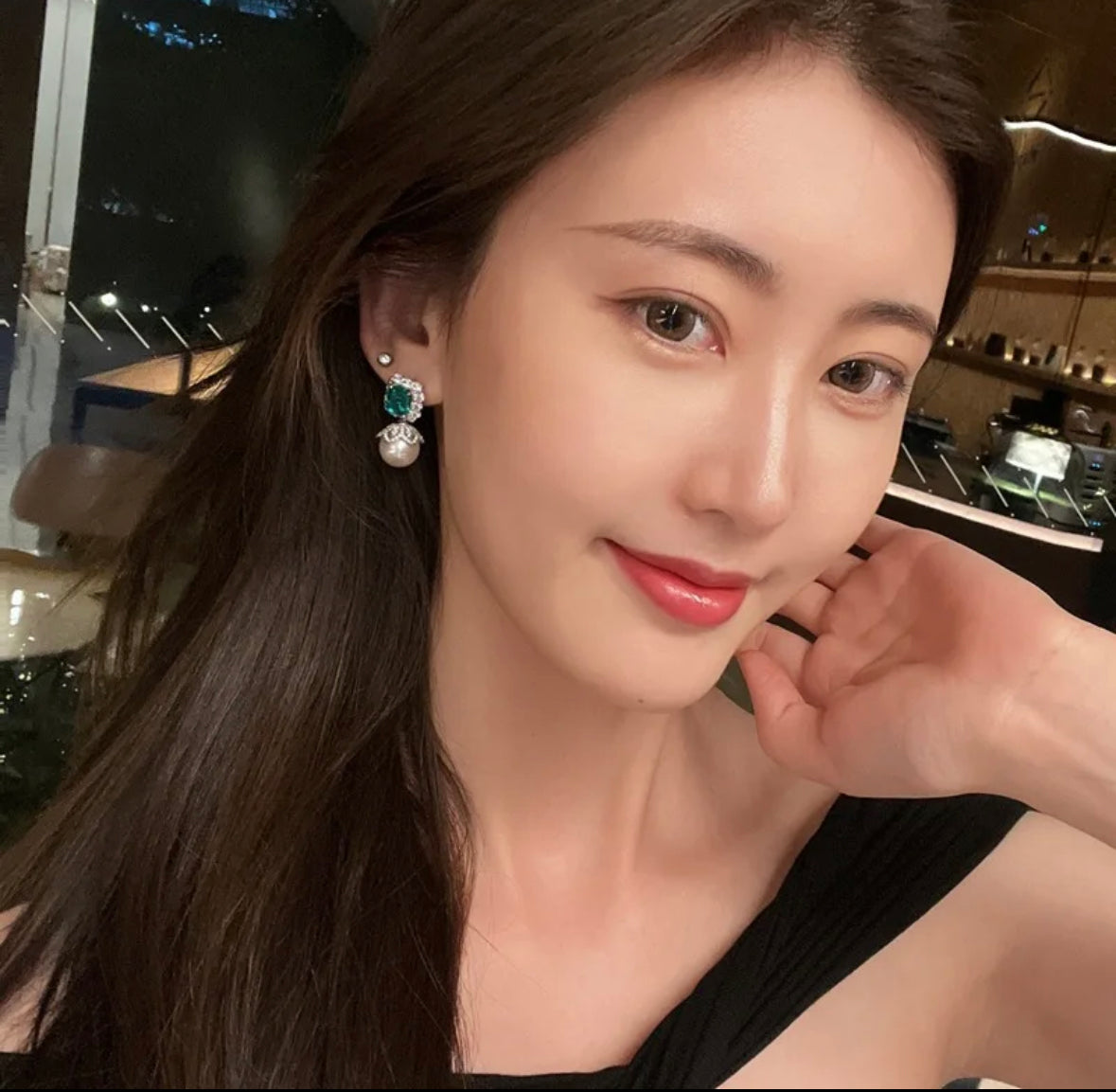 Vintage Sterling 925 Silver Freshwater Pearl Drop Earring Green CZ Stone Ladies Wedding Banquet Dangler Fine Jewelry.