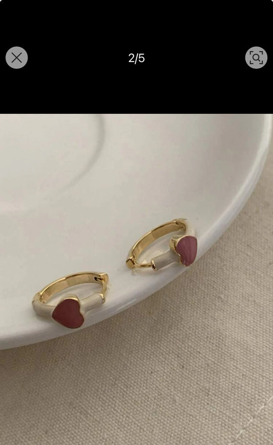 Heart shape ❤️decor hoop earrings