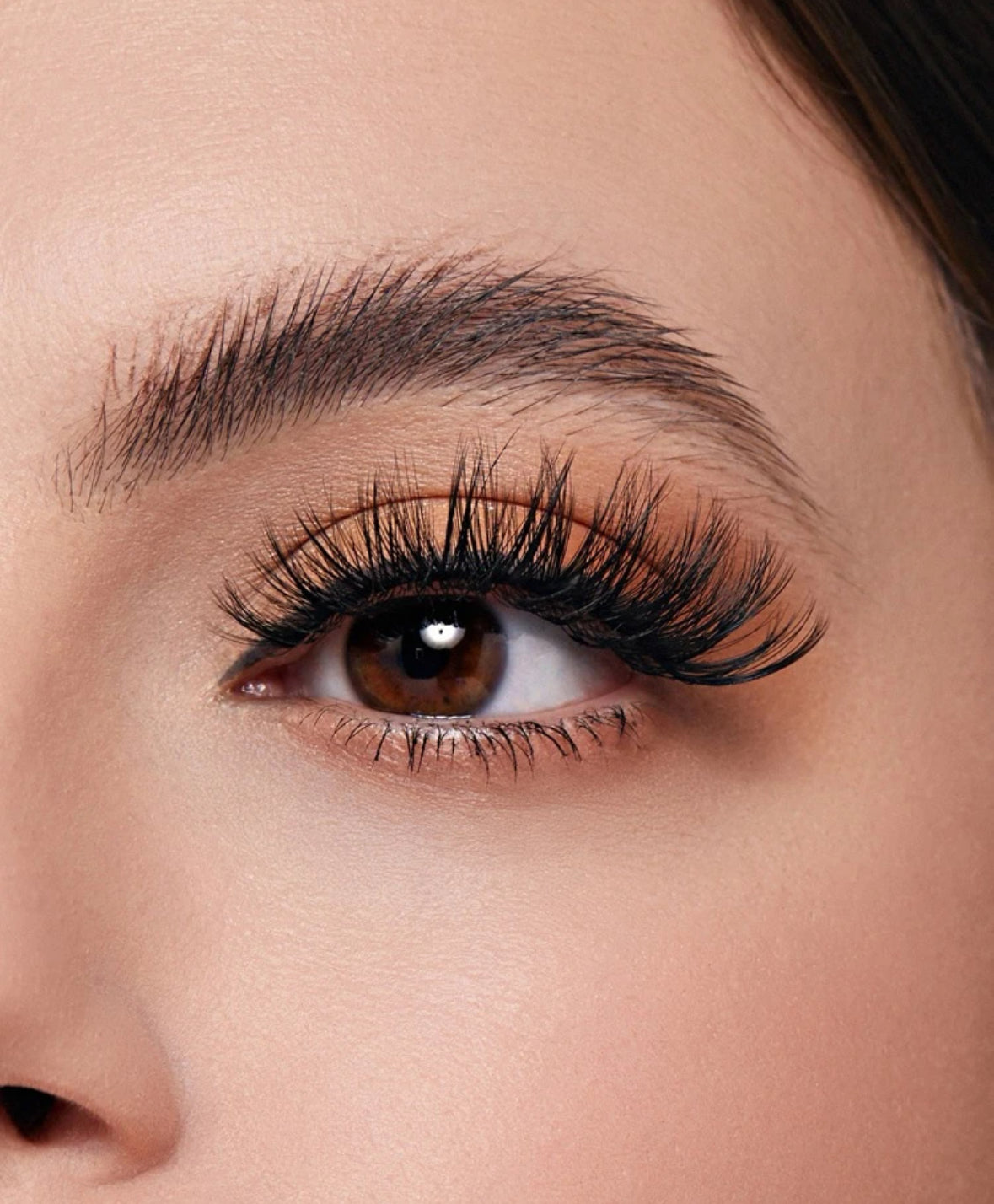 Beautiful volume eyelashes