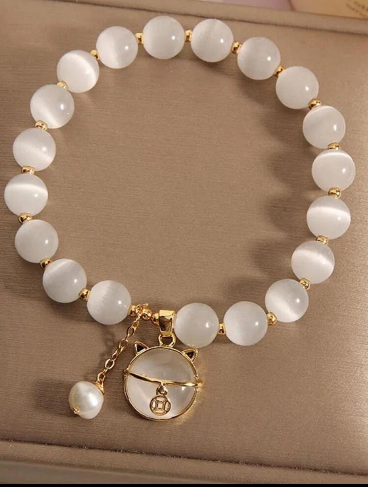 Handmade Cat Bracelet, Flower Crystal Bead, Cat Charm Bracelet.