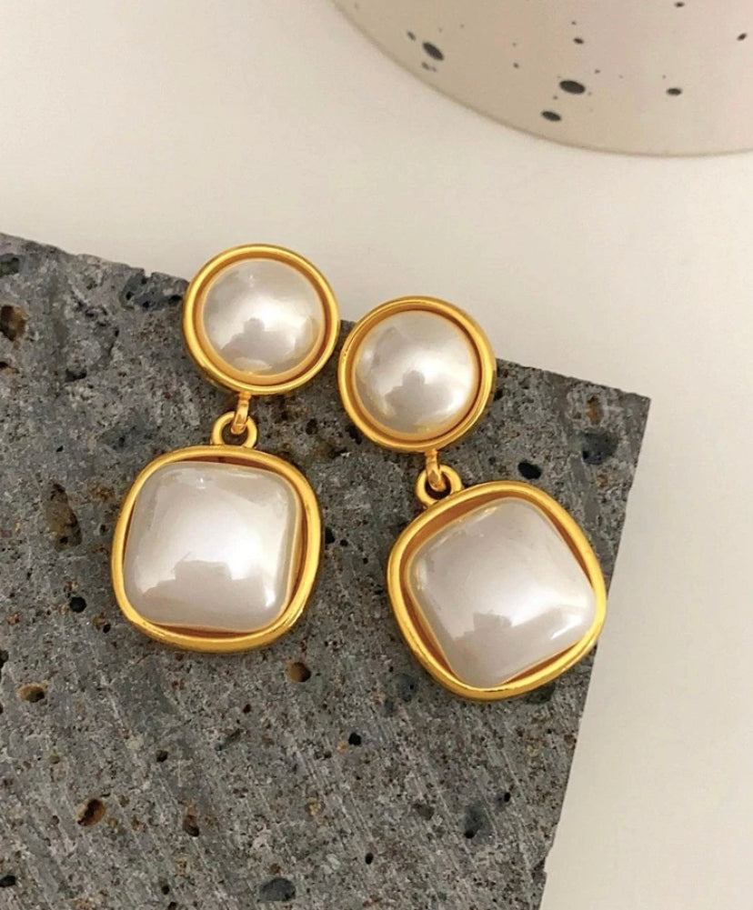 Beautiful pearl drop earrings
