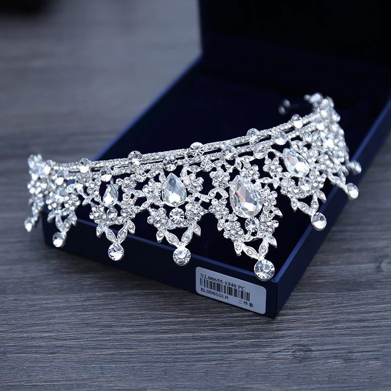 Beautiful Bridal Crown with lovely design