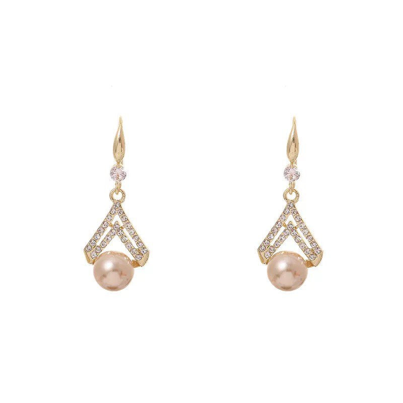 Pearl dangle drop earrings