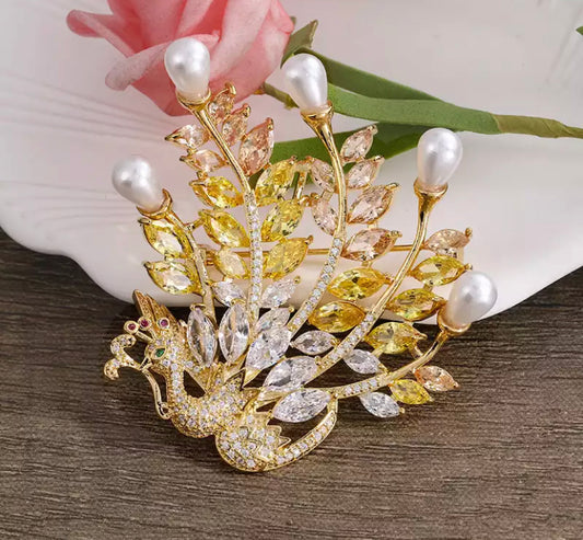 Brand Exquisite Cubic Zirconia Luxury Peacock Brooch Jewelry.