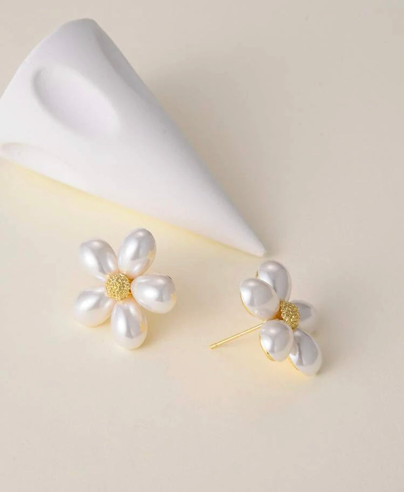 14k gold plated pearl stud Earrings