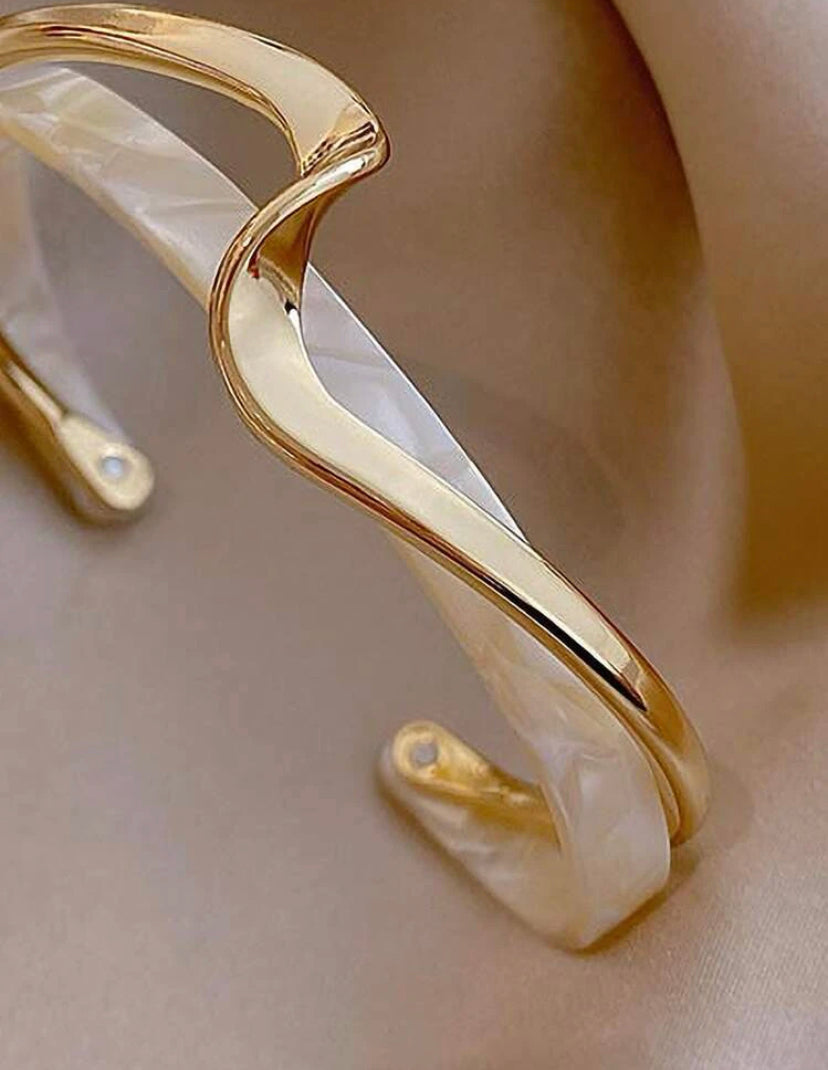 Beautiful and unique cuff beaded bracelet.