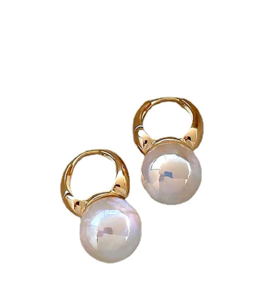 925 Sterling Silver French Vintage Shell Pearls Vermeil Dangle Earrings.