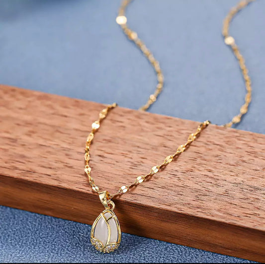 Tulip 🌷 flower necklace