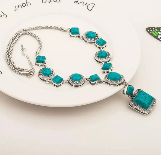 Turquoise Necklace Retro Rhombus Round Geometric Necklace