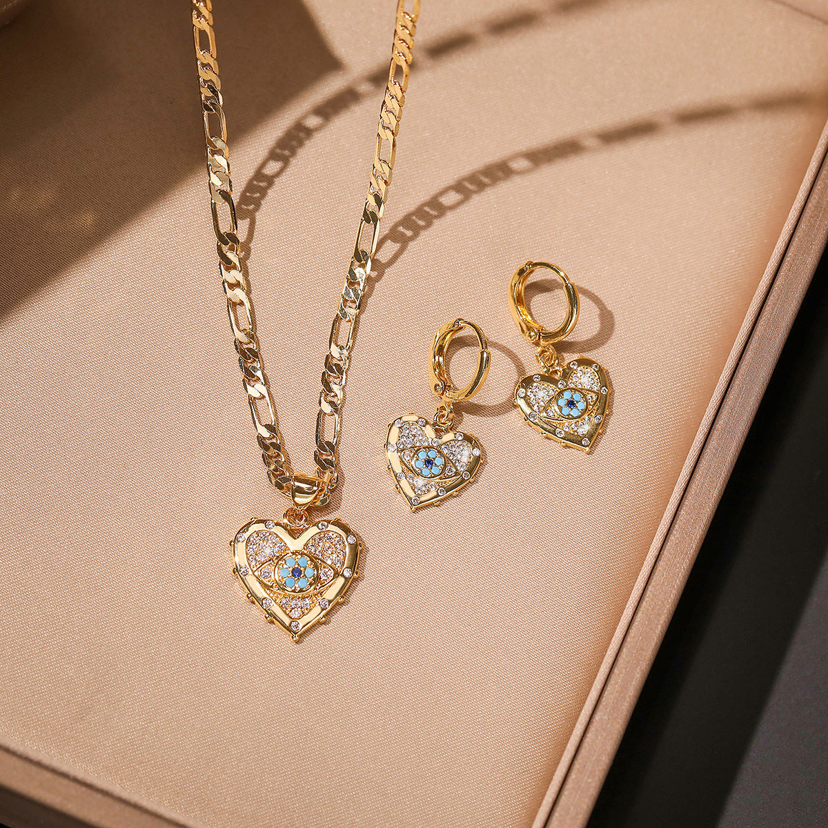 Fashion Jewelry Personality Copper Plated Real Gold Heart-shaped Zircon Pendant Necklace And Earrings Set