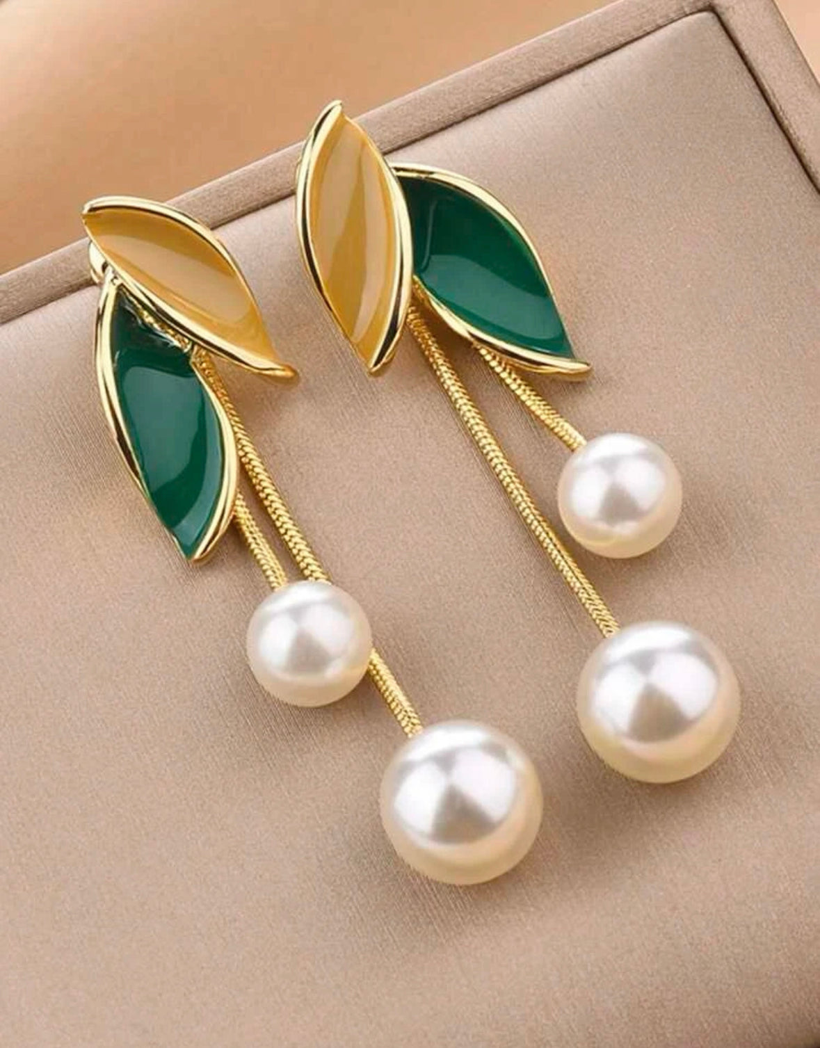 Freshwater pearl linear drop earrings