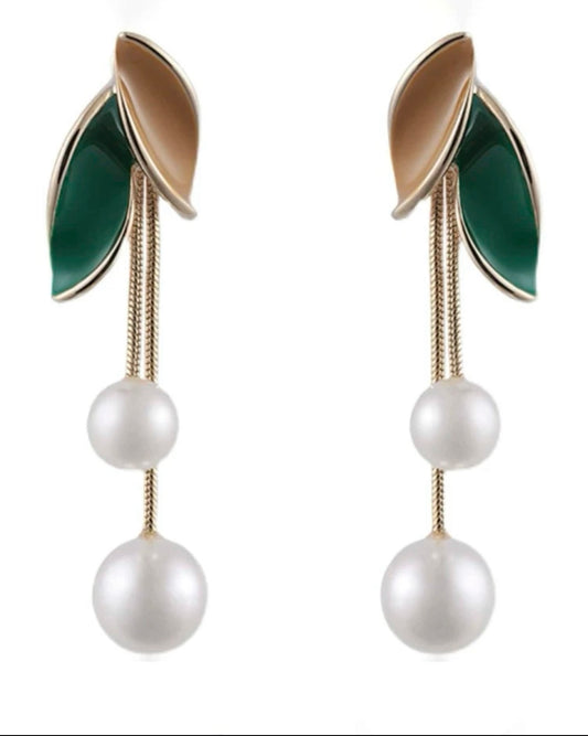Freshwater pearl linear drop earrings