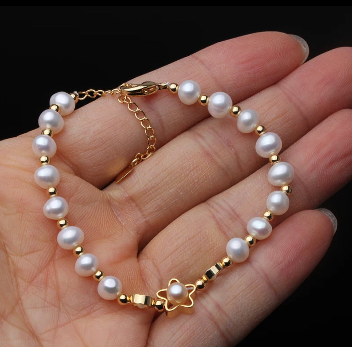 100% real freshwater round pearl bracelets.