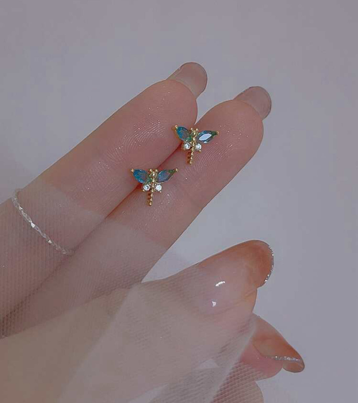 Cute insect design min stud earrings