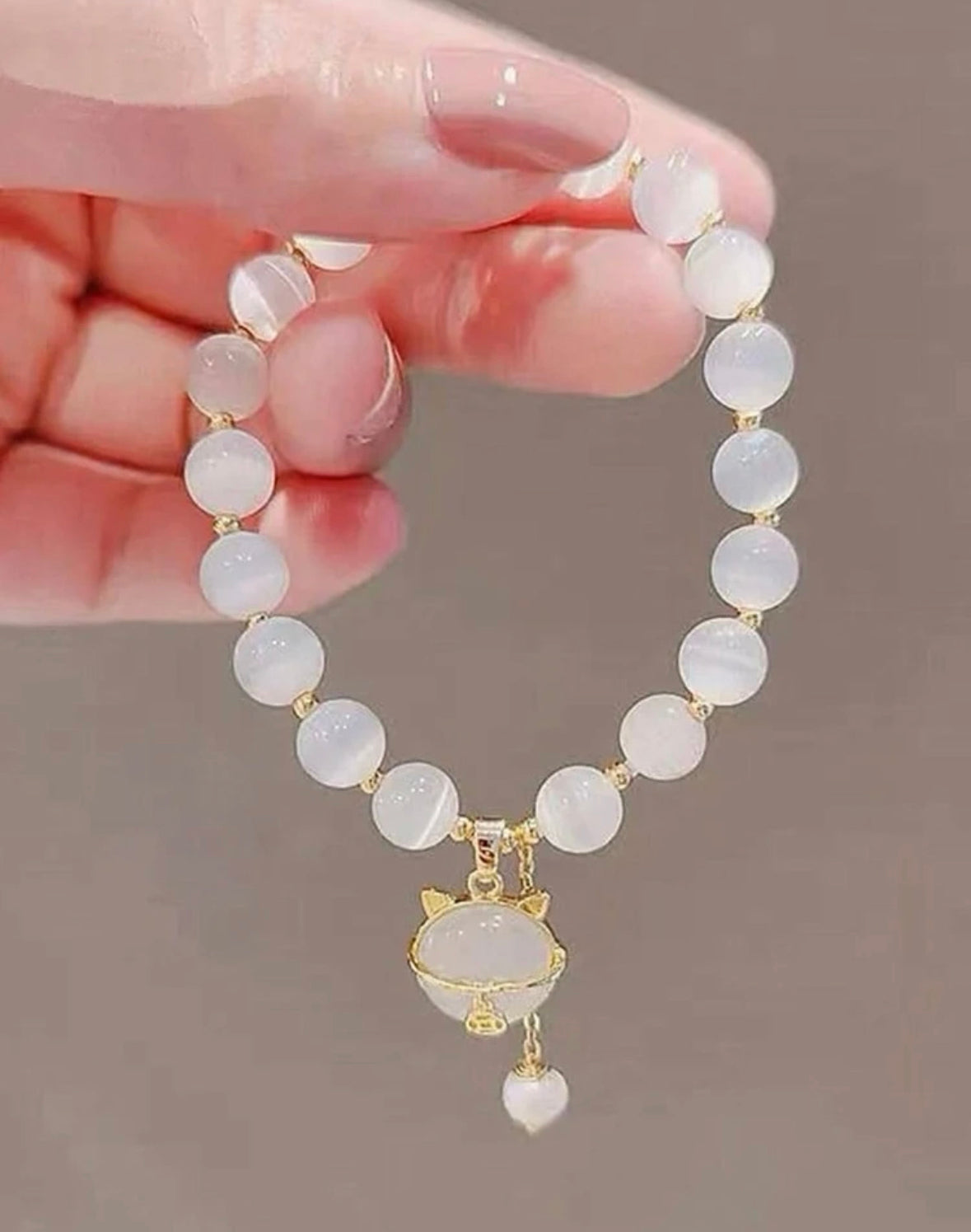 Cute Kawaii Kitten / Cat Charm Bracelet