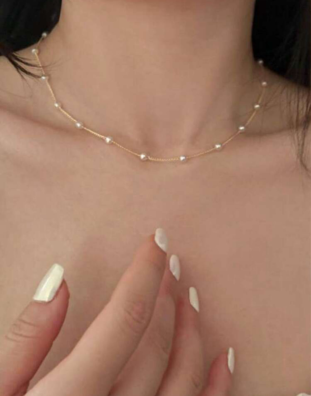 Beautiful pearl chain necklace