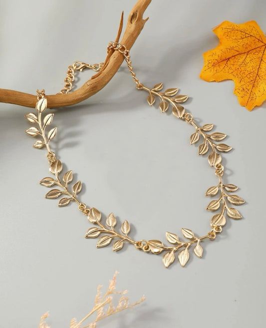 Vintage Fall Dangle Leaf Necklace Gold Tone White Enamel Omega Chain.