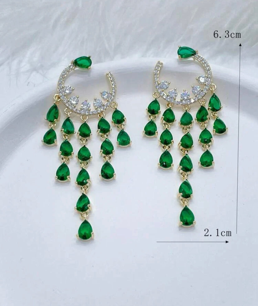 Emerald Vintage moon style Dropper Earrings | Crystal Statement Earrings | Silver Plated | Vintage Earrings | Red Carpet Earrings