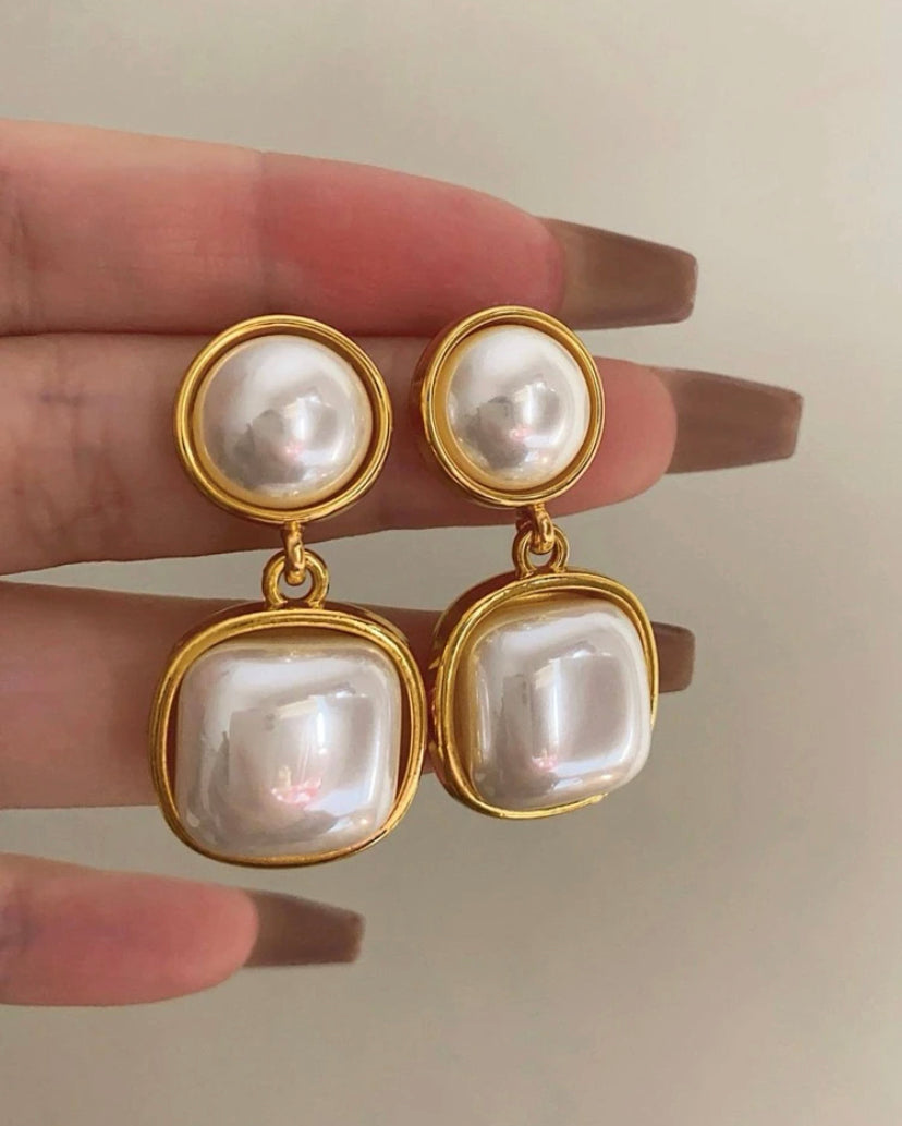 Beautiful pearl drop earrings