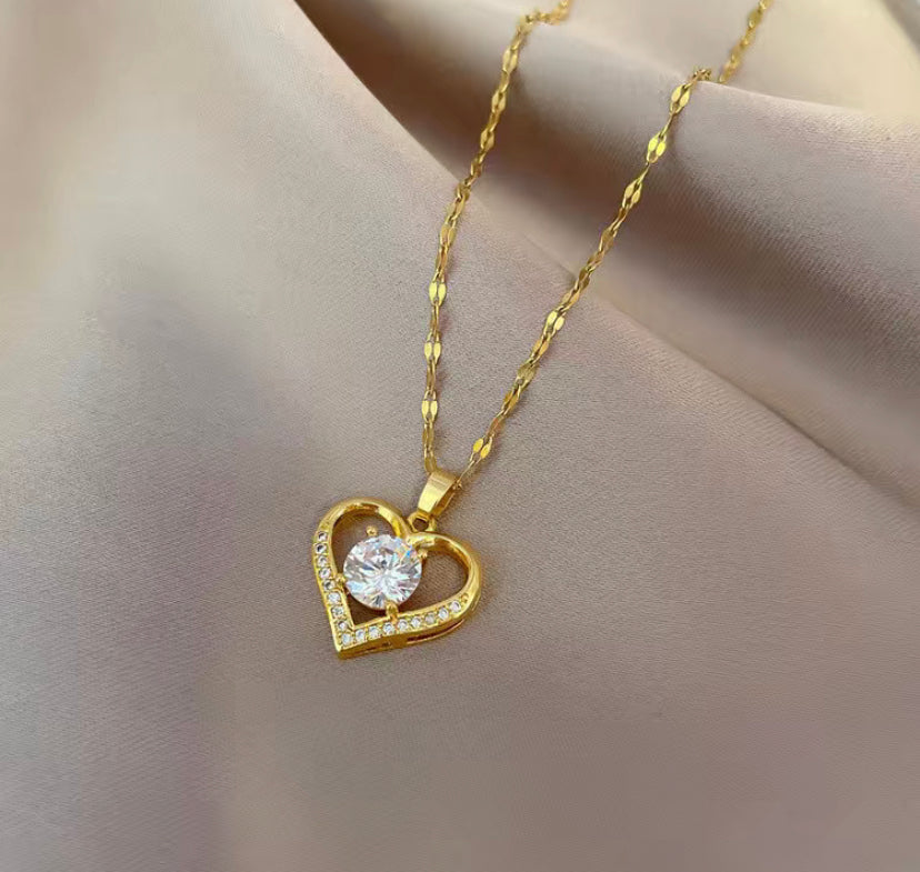 High Quality 18k Gold Plated Heart Necklace.