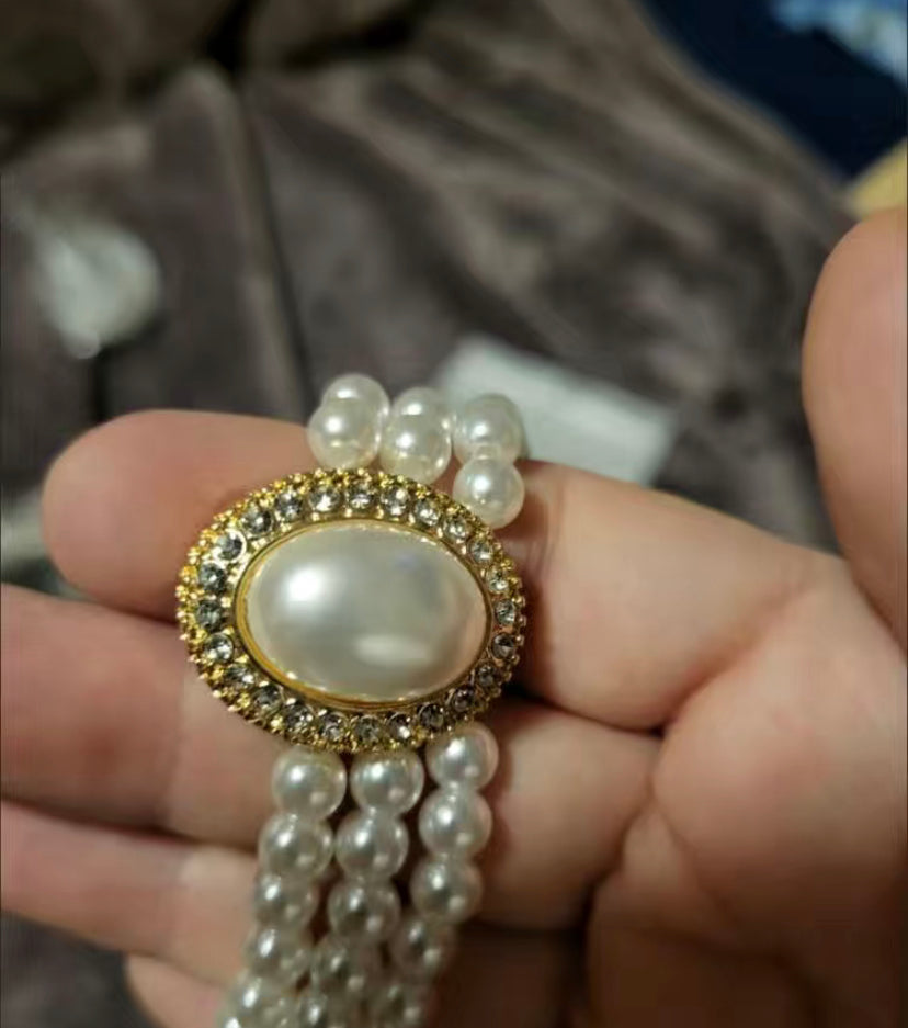 Elegant Vintage Choker Necklace