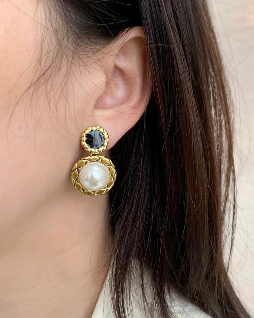 Top most popular pearl drop earrings