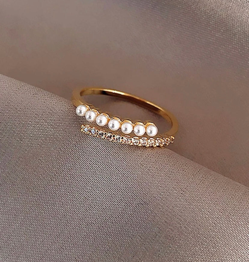 Classic freshwater pearl ring