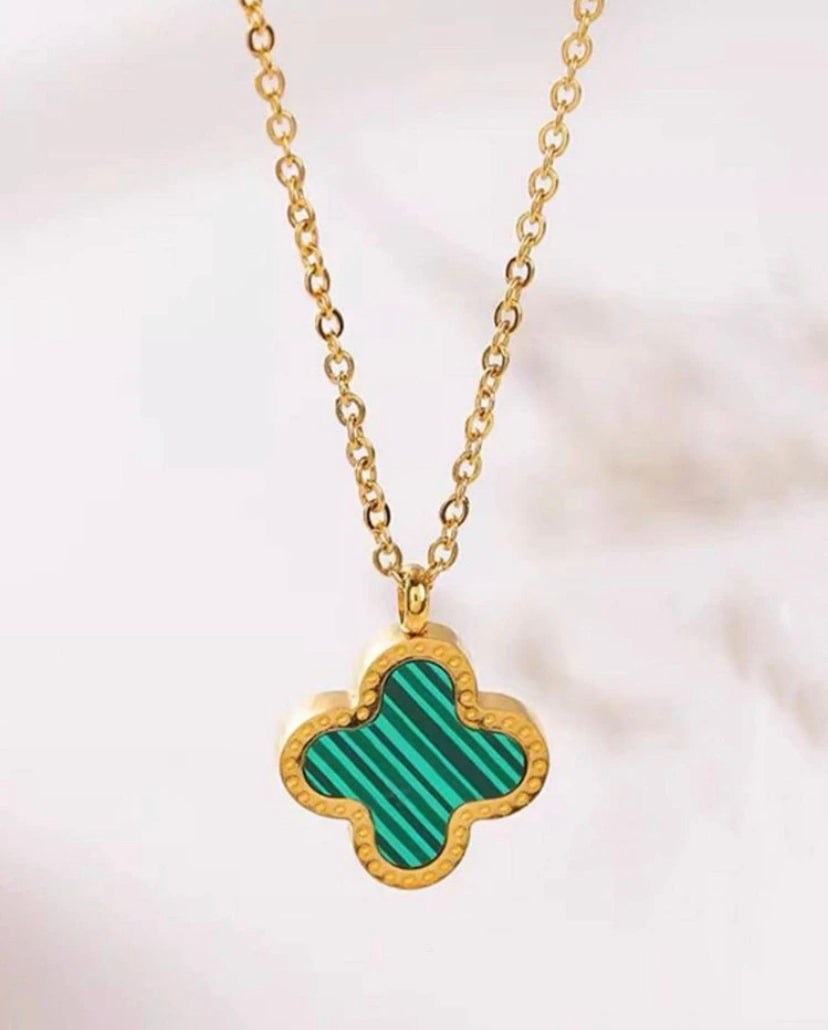 Fashion zinc alloy clover pendant necklace