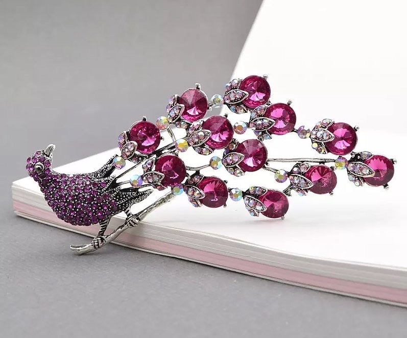 Rhinestone Large Peacock Brooches For Women.