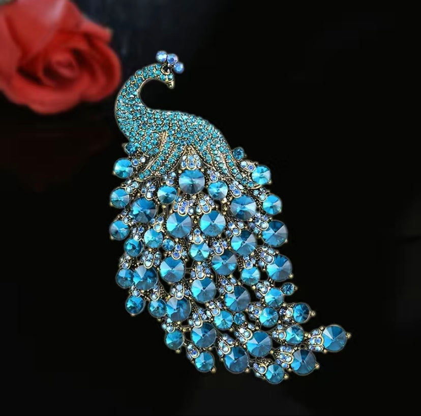 Peacock Animal Rhinestone Blue Corsage Scarf Clips Brooches Pins Brooches Safety Pin Women Girls Clothing Decoration