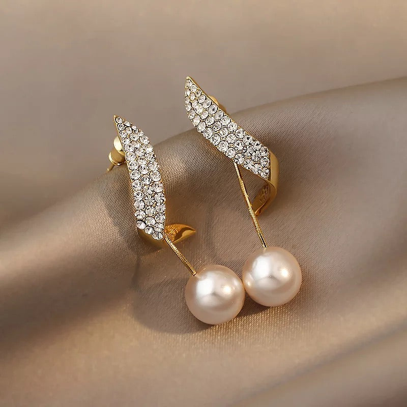 Crystal Erin pearl drop earrings