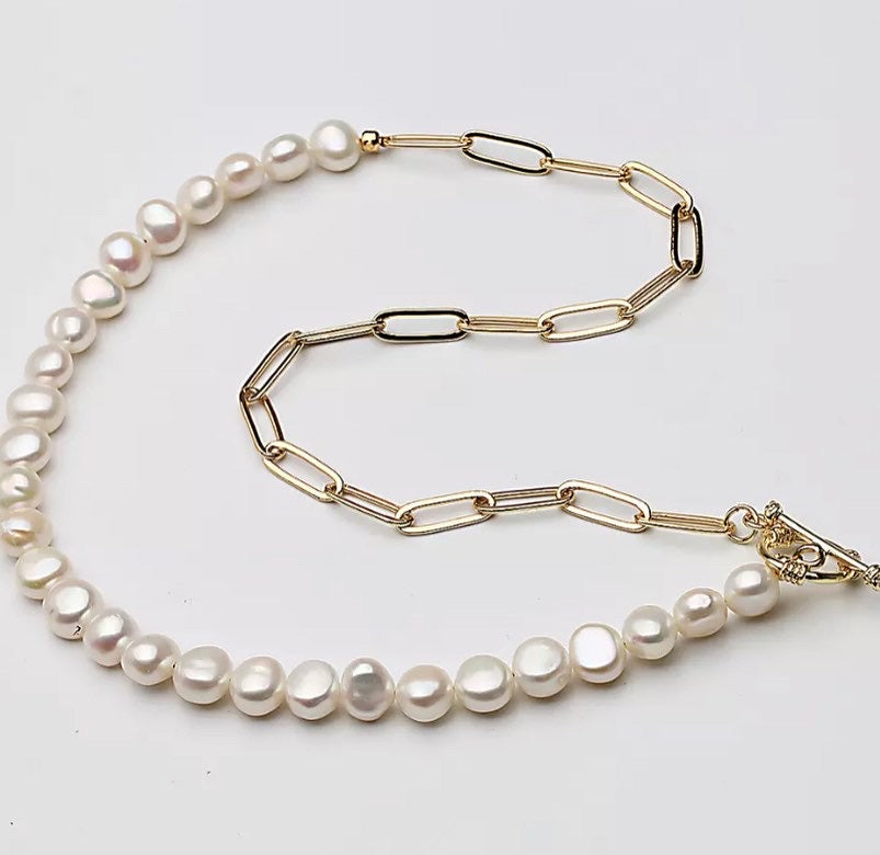 100% real freshwater pearl chain necklace.